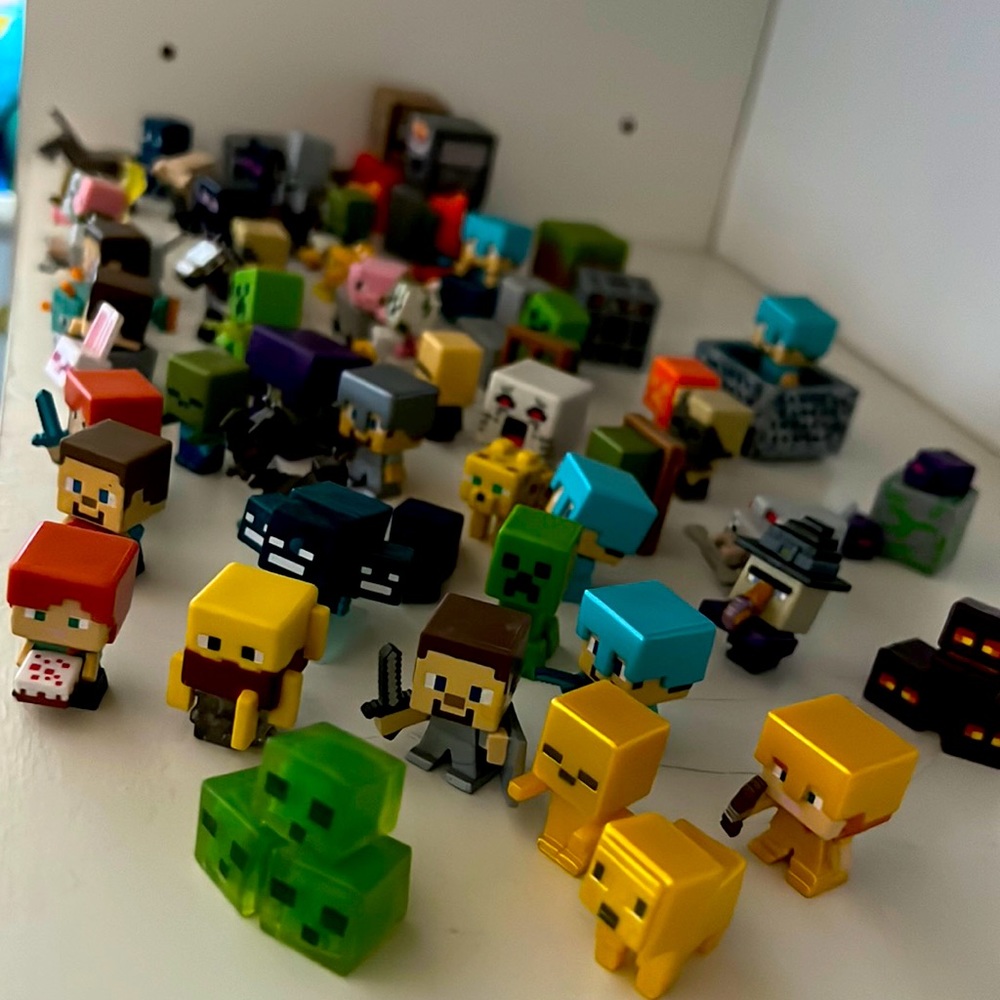 Minecraft mystery box figures lot